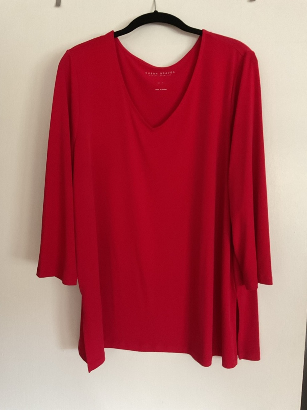 Susan Graver Bright Red V-Neck 3/4 Sleeve Blouse